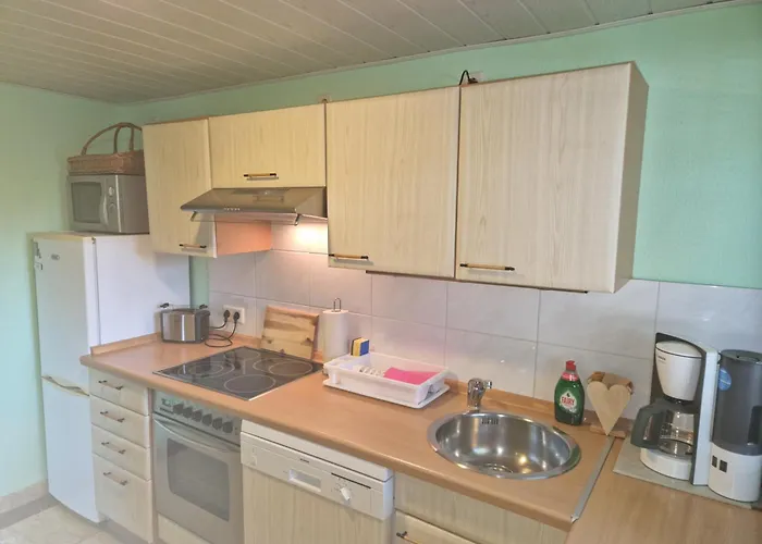 Fewo Schwerin-Zippendorf Mit Sauna Und Strandnaehe, 4 Km Bis Zur City