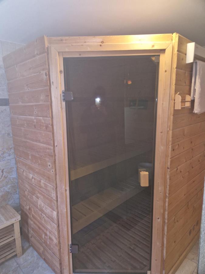 Schwerin-zippendorf Mit Sauna Und Strandnaehe, 4 Km Bis Zur Apartamento Ostorfer Hals