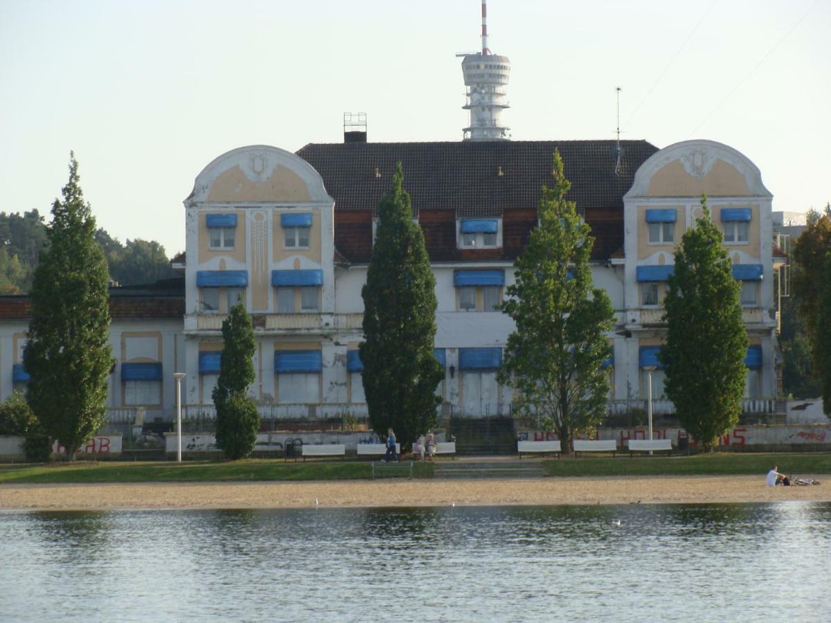 Schwerin-zippendorf Mit Sauna Und Strandnaehe, 4 Km Bis Zur Ostorfer Hals